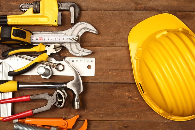 安全に看板を撤去するための事前準備